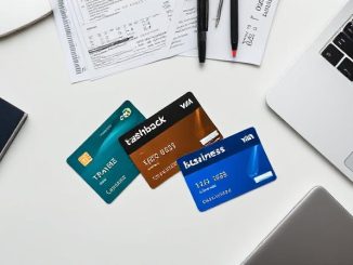 “Travel, cashback, and business credit cards on a desk symbolizing how to choose the right credit card in 2025.”